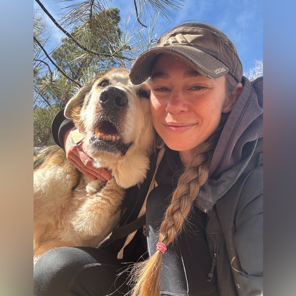 Meet your Posher, Julie - Picture 2 of 2